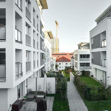 Deluxe Ferienwohnung Apartment Stuttgart Centre/Milaneo Eksteriør billede