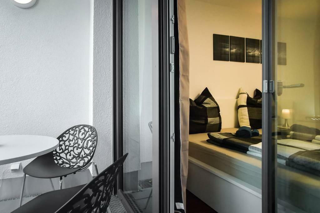 Deluxe Ferienwohnung Apartment Stuttgart Centre/Milaneo Eksteriør billede