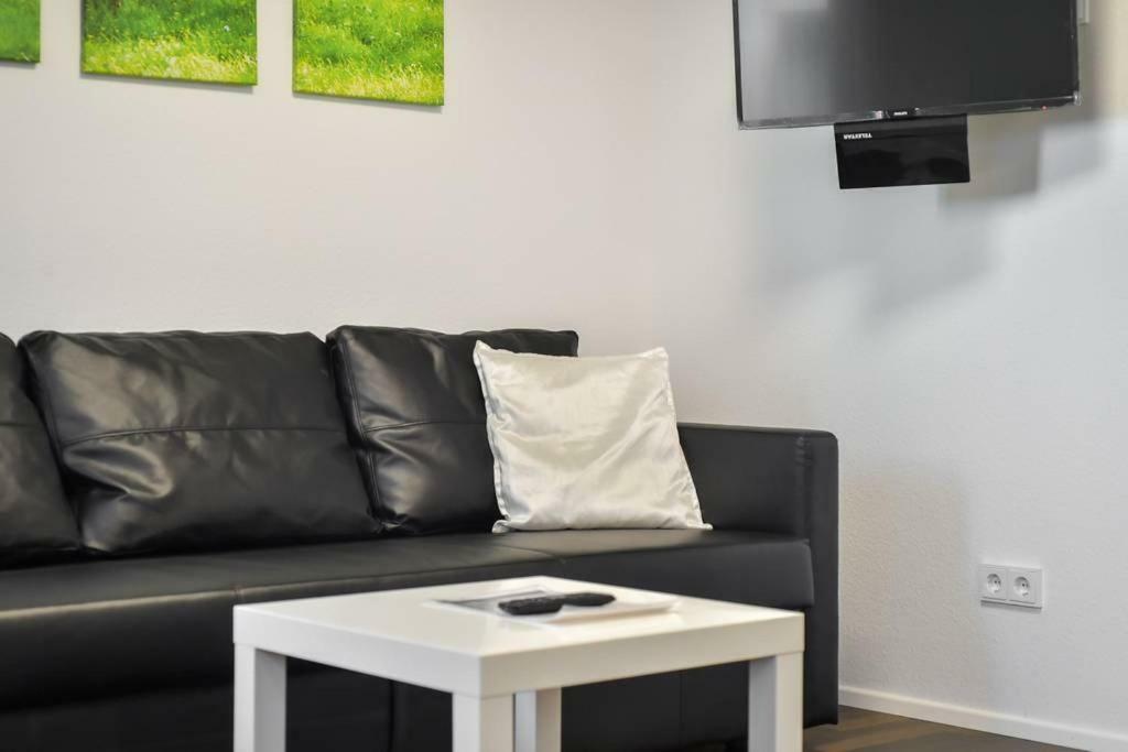 Deluxe Ferienwohnung Apartment Stuttgart Centre/Milaneo Eksteriør billede
