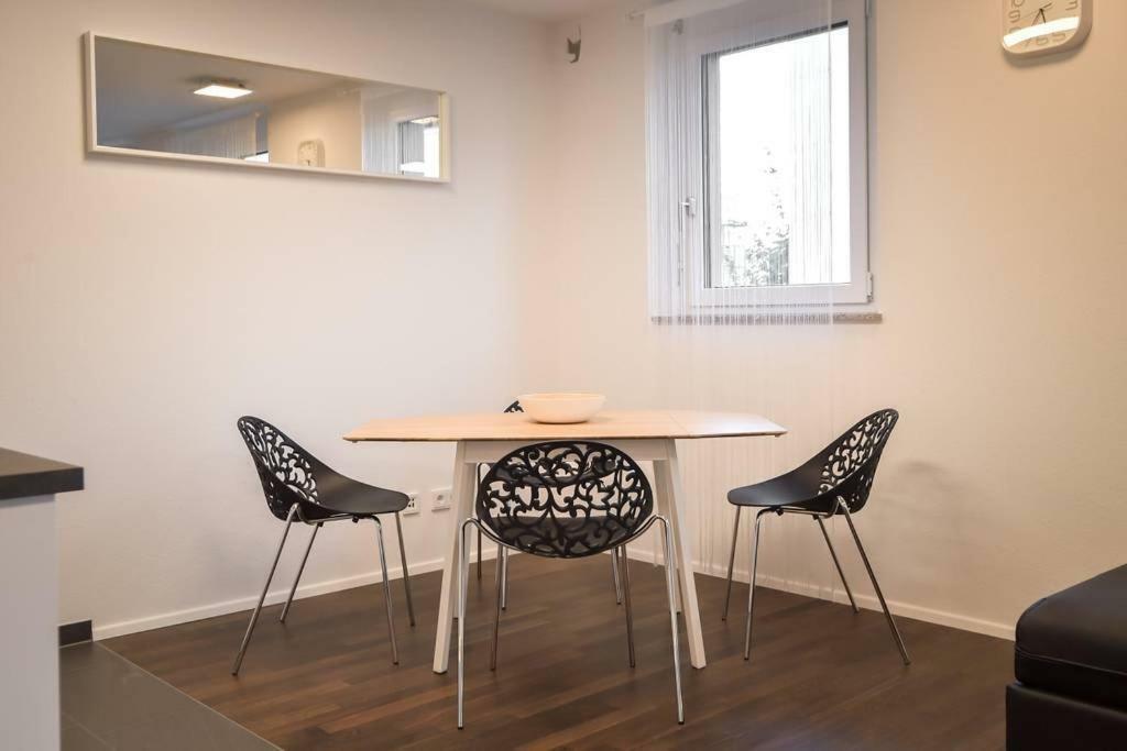 Deluxe Ferienwohnung Apartment Stuttgart Centre/Milaneo Eksteriør billede